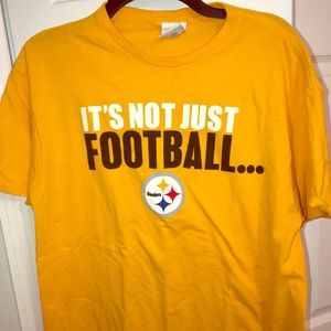 Steelers t-shirt‼️BOGO‼️